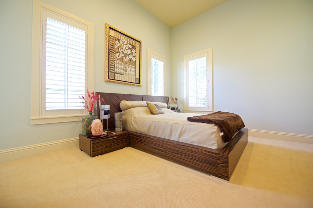 Lake Butler Sound Modern Home with Courtyard Pool Masters Realty